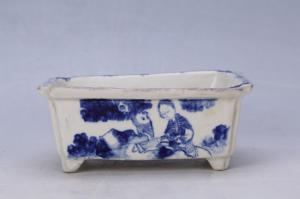 002828“荣兴造”款蓝彩人物纹花盆