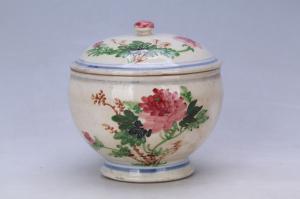 002840“长命富贵”“千子万孙”五彩花卉纹盒