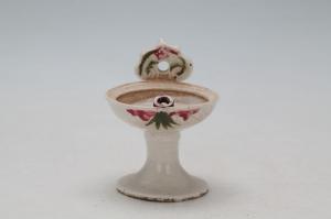 002644五彩花卉纹油灯