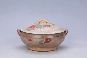 002849“如合出品”款五彩花卉纹盖盅