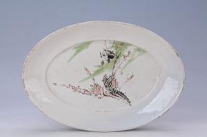 002925白釉五彩描金燕柳纹椭圆盘
