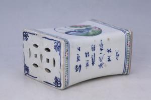 002878五彩花鸟纹枕