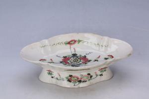 002900五彩花卉纹菱形盘