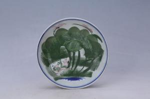 003138“联昌”款青花红绿彩莲池鸳鸯纹盘