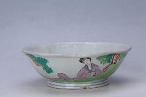 003049“永和督造”款釉上五彩人物纹碗