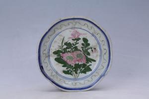 003157青花红绿彩花卉纹盘