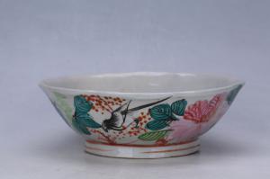 003055“国色天香”釉上彩花鸟纹碗