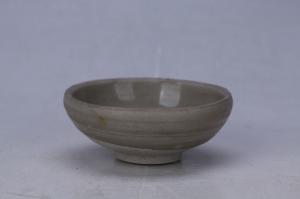 002100青釉杯