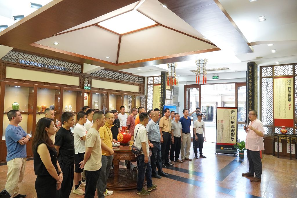 展览开幕式现场.jpg
